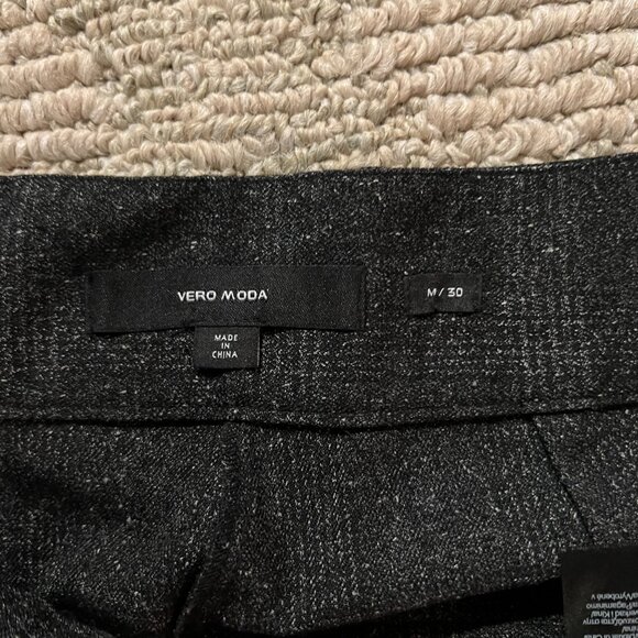 Vero Moda Size M Gray and Black Checkered Pants Bell Bottom - Picture 3 of 4